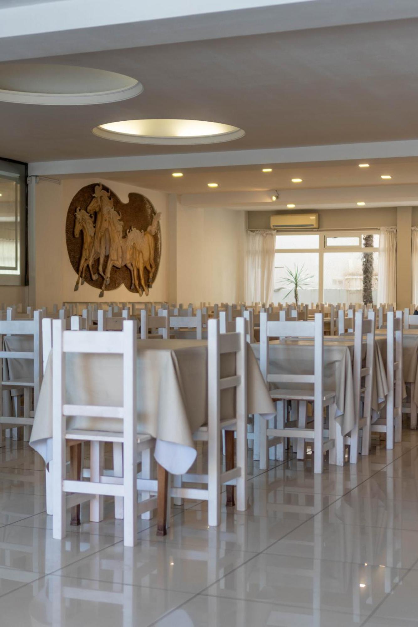 Hotel Corcel مار ديل بلاتا المظهر الخارجي الصورة